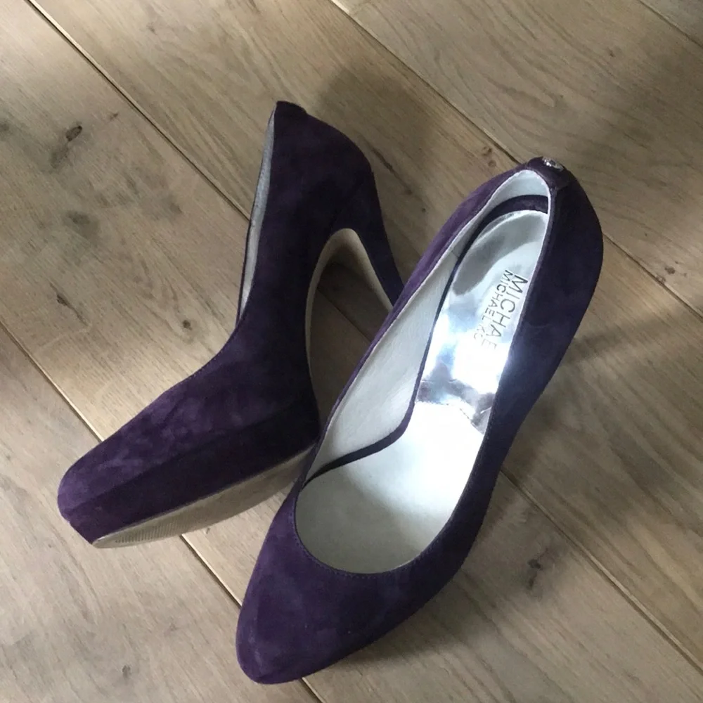 MICHAEL Michael Kors Purple Suede High Heel Pumps - Picture 7 of 8